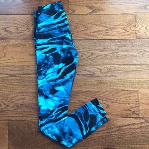 *Limited Edition* Lululemon Athletica leggings